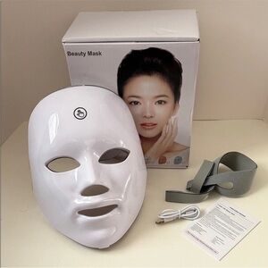 Beauty Mask White